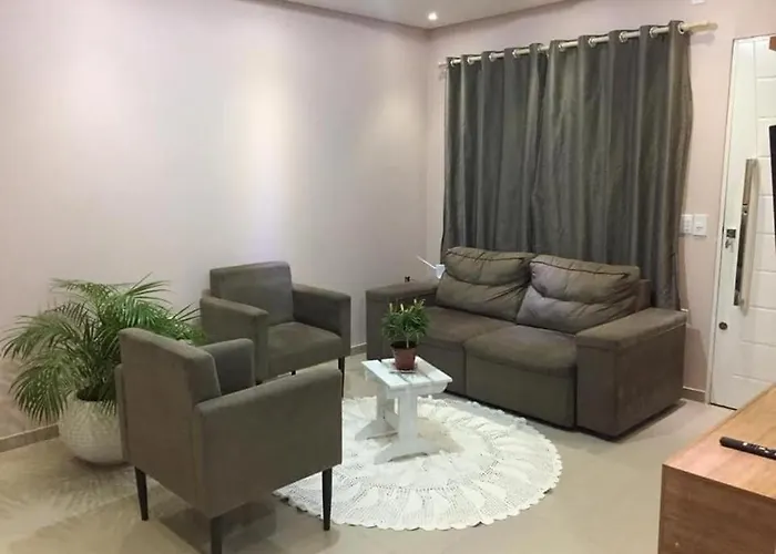 Casa Com 2 Quartos, Para 6 Pessoas Em Ponta Das Canas